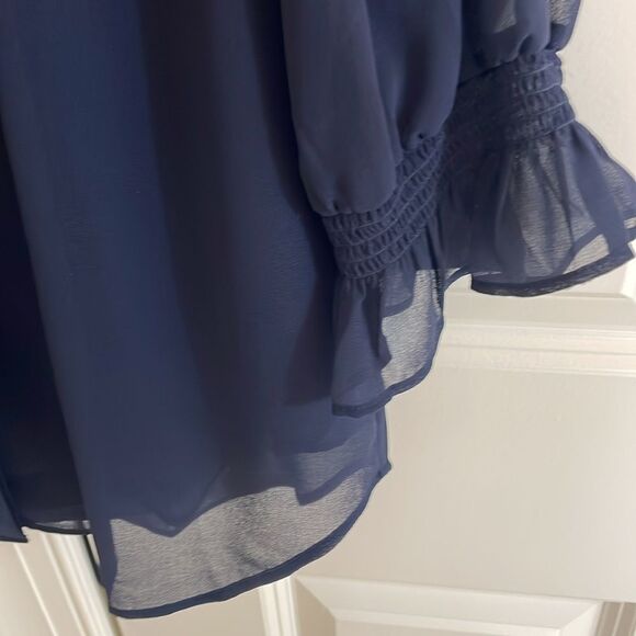 NWOT Ann Taylor Navy Blue Button Down Short Sleeve Crepe Blouse - Picture 3 of 4